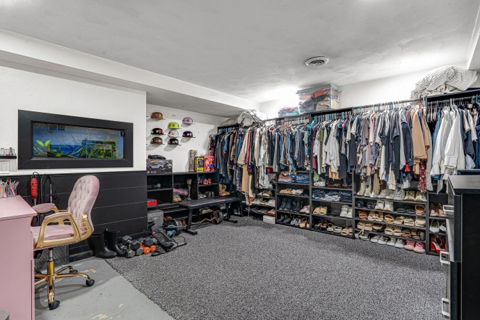 4212 pinecrest, ROCKFORD, Illinois 61107, 3 Bedrooms Bedrooms, ,2 BathroomsBathrooms,House,For Sale,pinecrest,202507174