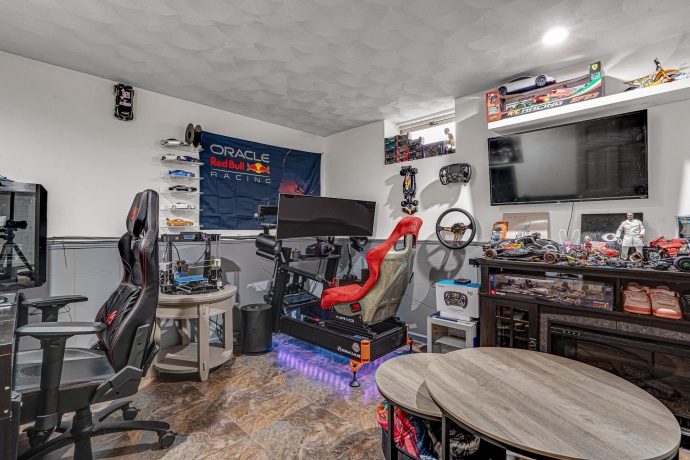 4212 pinecrest, ROCKFORD, Illinois 61107, 3 Bedrooms Bedrooms, ,2 BathroomsBathrooms,House,For Sale,pinecrest,202507174