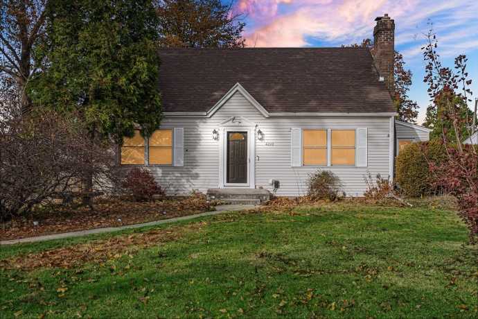 4212 pinecrest, ROCKFORD, Illinois 61107, 3 Bedrooms Bedrooms, ,2 BathroomsBathrooms,House,For Sale,pinecrest,202507174