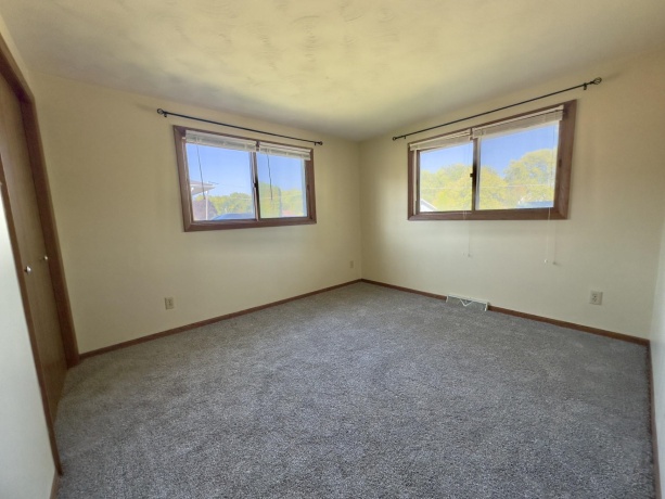 550 Hanabarger, LANARK, Illinois 61046, ,2 Units,For Sale,Hanabarger,202507177