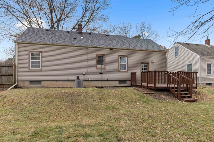 1707 Sexton, ROCKFORD, Illinois 61108, 2 Bedrooms Bedrooms, ,1 BathroomBathrooms,House,For Sale,Sexton,202507181