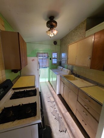 3912 latham, ROCKFORD, Illinois 61103, 3 Bedrooms Bedrooms, ,1 BathroomBathrooms,House,For Sale,latham,202507182