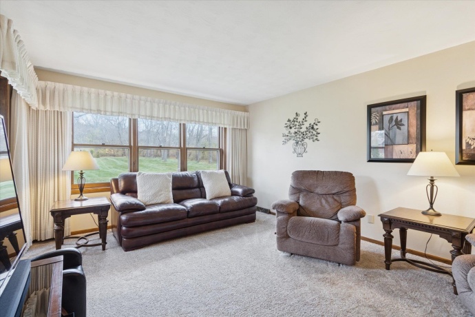 4761 HUXLEY, ROCKFORD, Illinois 61101, 4 Bedrooms Bedrooms, ,3 BathroomsBathrooms,House,For Sale,HUXLEY,202507184