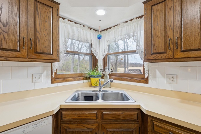 4761 HUXLEY, ROCKFORD, Illinois 61101, 4 Bedrooms Bedrooms, ,3 BathroomsBathrooms,House,For Sale,HUXLEY,202507184