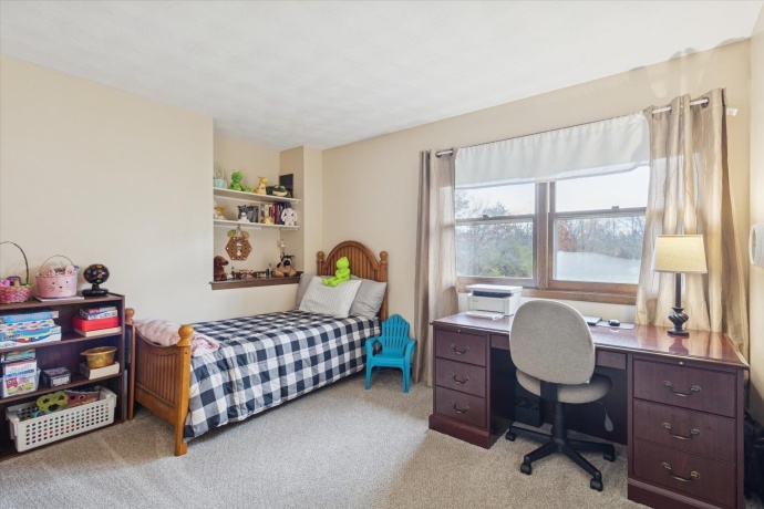 4761 HUXLEY, ROCKFORD, Illinois 61101, 4 Bedrooms Bedrooms, ,3 BathroomsBathrooms,House,For Sale,HUXLEY,202507184