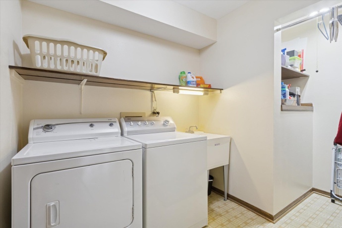 4761 HUXLEY, ROCKFORD, Illinois 61101, 4 Bedrooms Bedrooms, ,3 BathroomsBathrooms,House,For Sale,HUXLEY,202507184