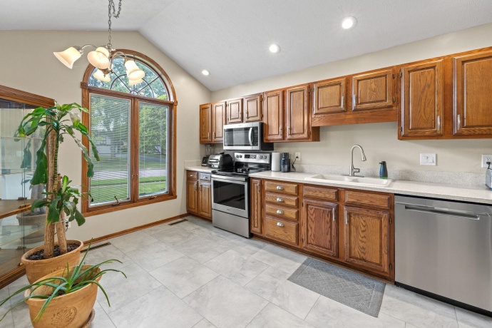 6116 Palo Verde, ROCKFORD, Illinois 61114, 3 Bedrooms Bedrooms, ,3 BathroomsBathrooms,Condominium,For Sale,Palo Verde,202506013