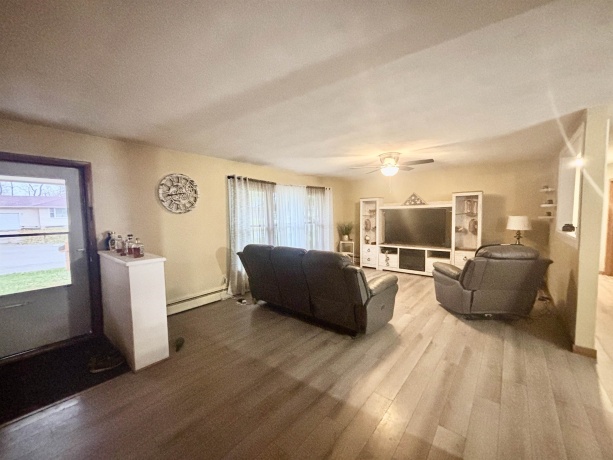 2606 Lund, ROCKFORD, Illinois 61109, 3 Bedrooms Bedrooms, ,1 BathroomBathrooms,House,For Sale,Lund,202507185