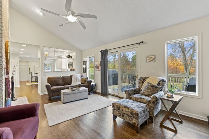 1628 Riverside, BELVIDERE, Illinois 61008, 3 Bedrooms Bedrooms, ,3 BathroomsBathrooms,House,For Sale,Riverside,202507186