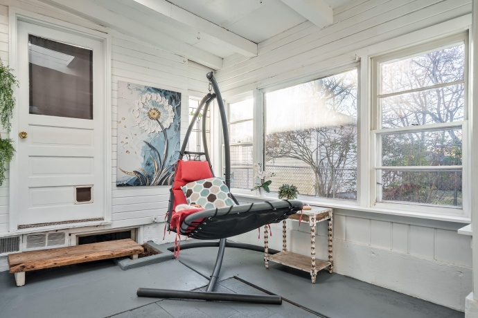 1603 Log Cabin, ROCKFORD, Illinois 61108, 2 Bedrooms Bedrooms, ,1 BathroomBathrooms,House,For Sale,Log Cabin,202507187