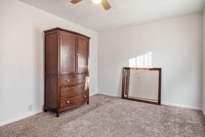 1603 Log Cabin, ROCKFORD, Illinois 61108, 2 Bedrooms Bedrooms, ,1 BathroomBathrooms,House,For Sale,Log Cabin,202507187