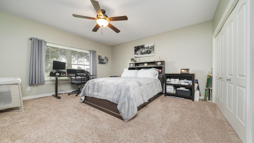 1815 White Pines, DIXON, Illinois 61021, 5 Bedrooms Bedrooms, ,3 BathroomsBathrooms,House,For Sale,White Pines,202505058