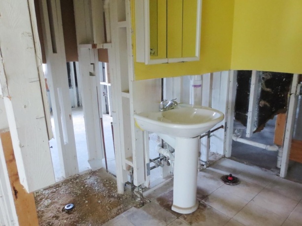 8326 Shore, MACHESNEY PARK, Illinois 61115, 3 Bedrooms Bedrooms, ,1 BathroomBathrooms,House,For Sale,Shore,202507189