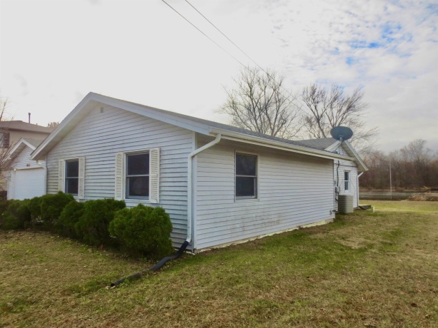 8326 Shore, MACHESNEY PARK, Illinois 61115, 3 Bedrooms Bedrooms, ,1 BathroomBathrooms,House,For Sale,Shore,202507189