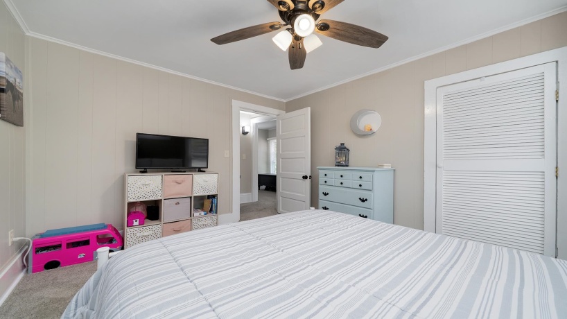 213 4th, OREGON, Illinois 61061, ,3 - 4 Units,For Sale,4th,202506097