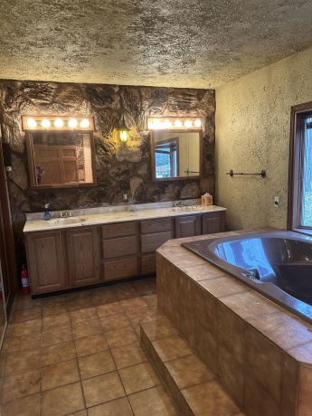 4934 ASHELFORD, BYRON, Illinois 61010, 3 Bedrooms Bedrooms, ,1 BathroomBathrooms,House,For Sale,ASHELFORD,202506972