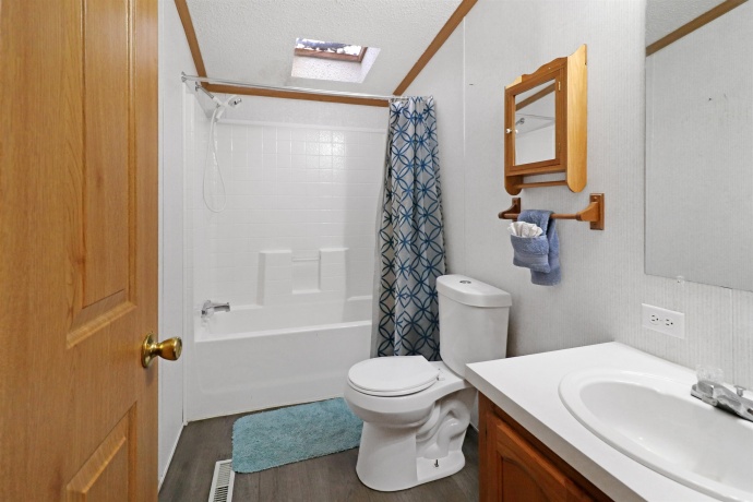 820 Dewhurst, MOUNT CARROLL, Illinois 61053, 3 Bedrooms Bedrooms, ,2 BathroomsBathrooms,House,For Sale,Dewhurst,202507193