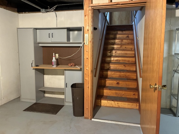 820 Dewhurst, MOUNT CARROLL, Illinois 61053, 3 Bedrooms Bedrooms, ,2 BathroomsBathrooms,House,For Sale,Dewhurst,202507193