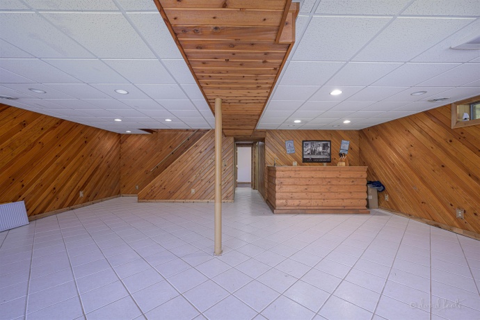 9 Oakmont, GALENA, Illinois 61036, 4 Bedrooms Bedrooms, ,2 BathroomsBathrooms,House,For Sale,Oakmont,202502539