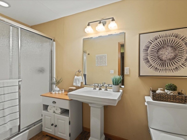 919 Gregory, WINNEBAGO, Illinois 61088, 4 Bedrooms Bedrooms, ,3 BathroomsBathrooms,House,For Sale,Gregory,202507201