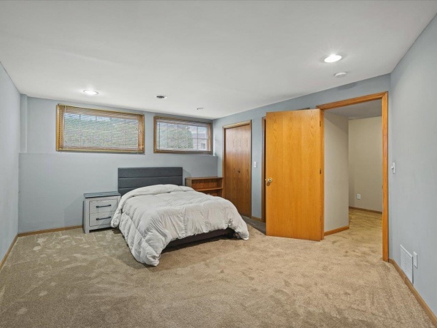 919 Gregory, WINNEBAGO, Illinois 61088, 4 Bedrooms Bedrooms, ,3 BathroomsBathrooms,House,For Sale,Gregory,202507201