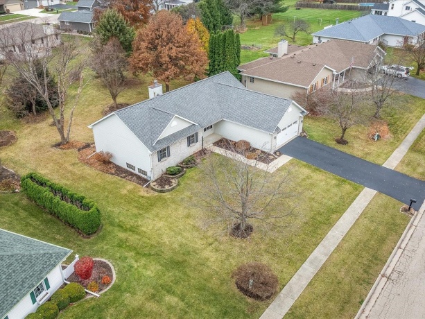 919 Gregory, WINNEBAGO, Illinois 61088, 4 Bedrooms Bedrooms, ,3 BathroomsBathrooms,House,For Sale,Gregory,202507201