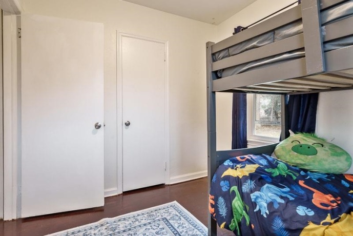 912 King, ROCKFORD, Illinois 61103, 3 Bedrooms Bedrooms, ,2 BathroomsBathrooms,House,For Sale,King,202507202