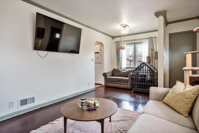 912 King, ROCKFORD, Illinois 61103, 3 Bedrooms Bedrooms, ,2 BathroomsBathrooms,House,For Sale,King,202507202