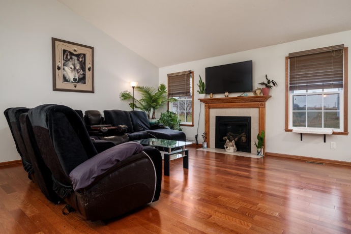 8878 Nicole, BELVIDERE, Illinois 61008, 3 Bedrooms Bedrooms, ,2 BathroomsBathrooms,House,For Sale,Nicole,202507203