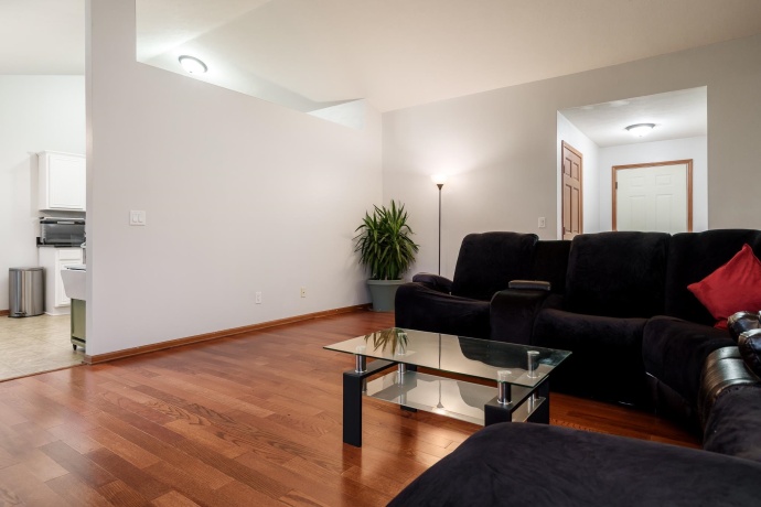 8878 Nicole, BELVIDERE, Illinois 61008, 3 Bedrooms Bedrooms, ,2 BathroomsBathrooms,House,For Sale,Nicole,202507203