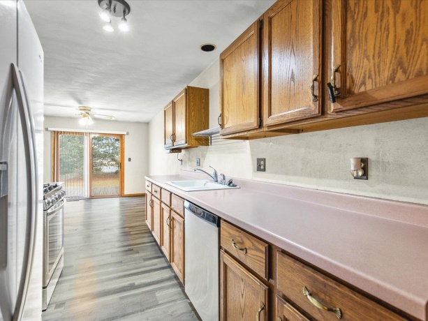 5634-5638 Elaine, ROCKFORD, Illinois 61108, ,2 Units,For Sale,Elaine,202507205