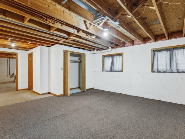 5634-5638 Elaine, ROCKFORD, Illinois 61108, ,2 Units,For Sale,Elaine,202507205