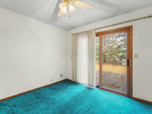 5634-5638 Elaine, ROCKFORD, Illinois 61108, ,2 Units,For Sale,Elaine,202507205