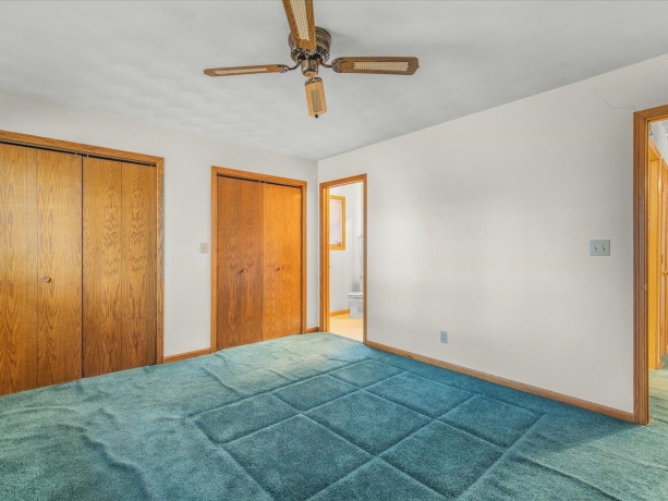 5634-5638 Elaine, ROCKFORD, Illinois 61108, ,2 Units,For Sale,Elaine,202507205