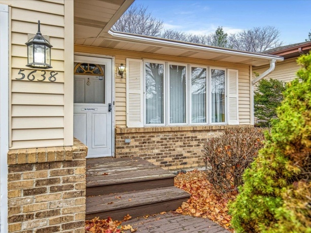 5634-5638 Elaine, ROCKFORD, Illinois 61108, ,2 Units,For Sale,Elaine,202507205