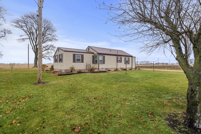 1684 Mt Morris, MOUNT MORRIS, Illinois 61054, 3 Bedrooms Bedrooms, ,1 BathroomBathrooms,House,For Sale,Mt Morris,202507206