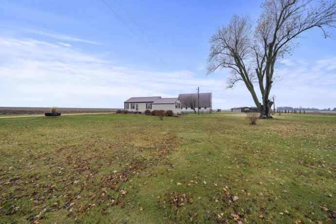 1684 Mt Morris, MOUNT MORRIS, Illinois 61054, 3 Bedrooms Bedrooms, ,1 BathroomBathrooms,House,For Sale,Mt Morris,202507206