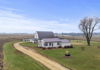 1684 Mt Morris, MOUNT MORRIS, Illinois 61054, 3 Bedrooms Bedrooms, ,1 BathroomBathrooms,House,For Sale,Mt Morris,202507206