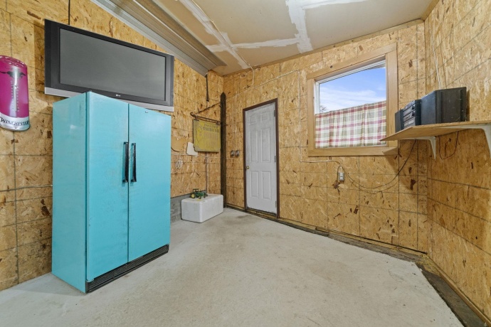 1684 Mt Morris, MOUNT MORRIS, Illinois 61054, 3 Bedrooms Bedrooms, ,1 BathroomBathrooms,House,For Sale,Mt Morris,202507206