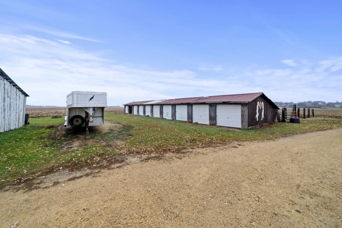 1684 Mt Morris, MOUNT MORRIS, Illinois 61054, 3 Bedrooms Bedrooms, ,1 BathroomBathrooms,House,For Sale,Mt Morris,202507206