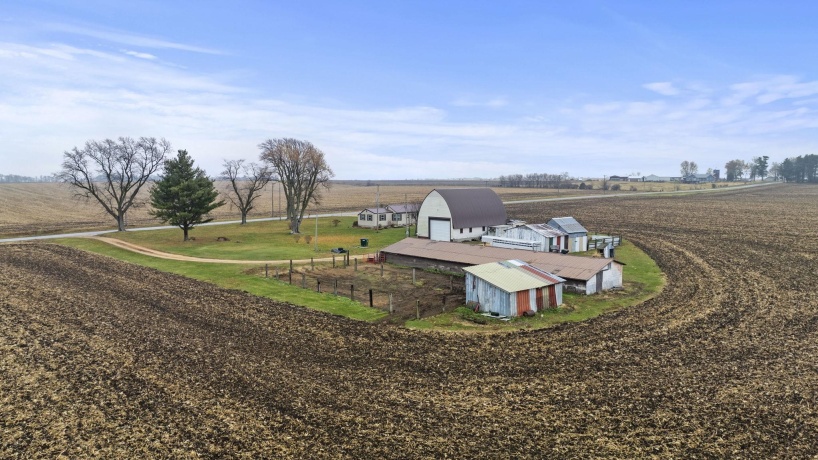 1684 Mt Morris, MOUNT MORRIS, Illinois 61054, 3 Bedrooms Bedrooms, ,1 BathroomBathrooms,House,For Sale,Mt Morris,202507206