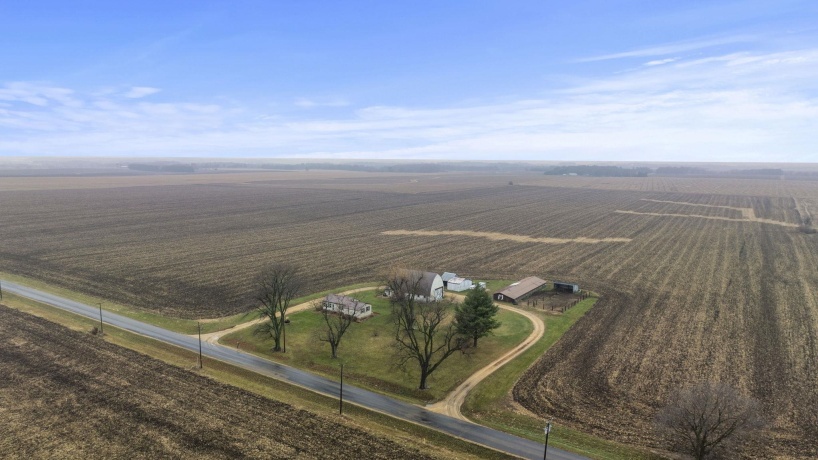 1684 Mt Morris, MOUNT MORRIS, Illinois 61054, 3 Bedrooms Bedrooms, ,1 BathroomBathrooms,House,For Sale,Mt Morris,202507206