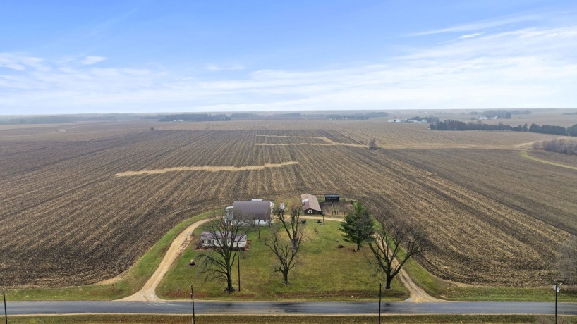 1684 Mt Morris, MOUNT MORRIS, Illinois 61054, 3 Bedrooms Bedrooms, ,1 BathroomBathrooms,House,For Sale,Mt Morris,202507206