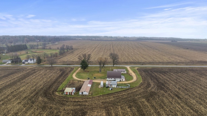 1684 Mt Morris, MOUNT MORRIS, Illinois 61054, 3 Bedrooms Bedrooms, ,1 BathroomBathrooms,House,For Sale,Mt Morris,202507206