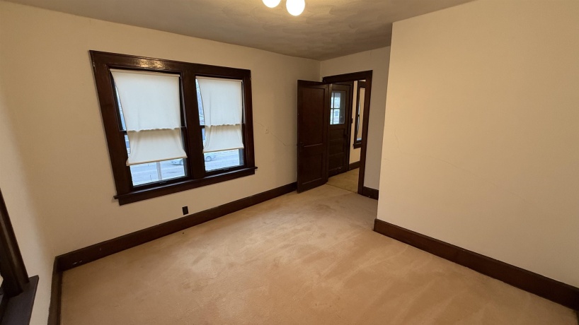 1103 West, ROCKFORD, Illinois 61102, ,3 - 4 Units,For Sale,West,202507207