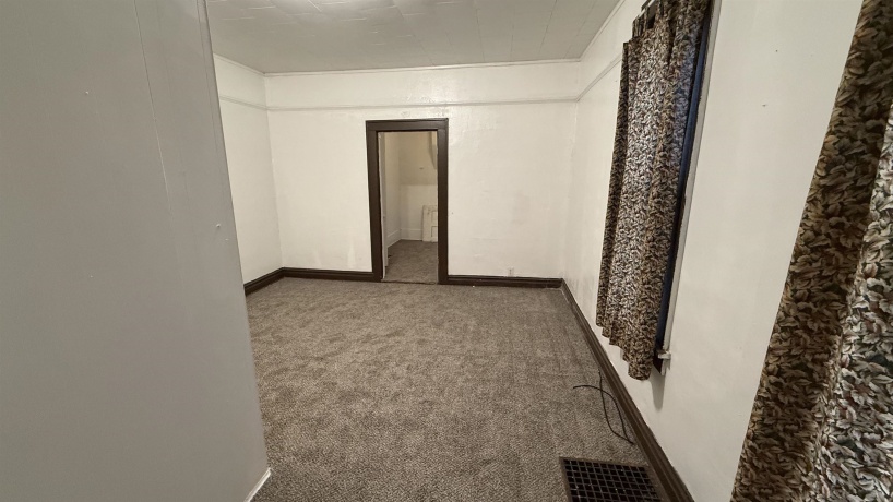 1103 West, ROCKFORD, Illinois 61102, ,3 - 4 Units,For Sale,West,202507207