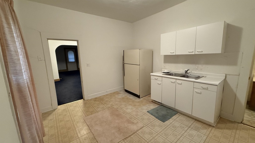 1103 West, ROCKFORD, Illinois 61102, ,3 - 4 Units,For Sale,West,202507207