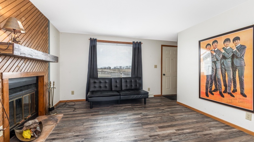 10A125 APPLE CANYON, APPLE RIVER, Illinois 61001, 3 Bedrooms Bedrooms, ,2 BathroomsBathrooms,House,For Sale,APPLE CANYON,202507209