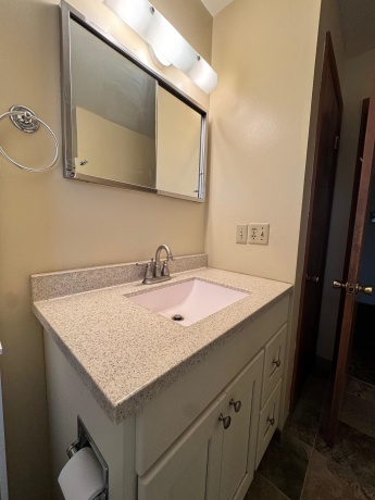 5753 Fox, SOUTH BELOIT, Illinois 61080, 3 Bedrooms Bedrooms, ,1 BathroomBathrooms,House,For Sale,Fox,202507211