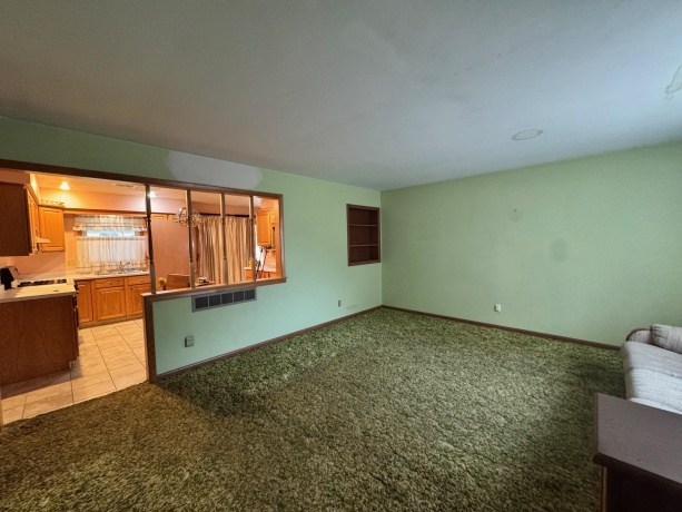 5753 Fox, SOUTH BELOIT, Illinois 61080, 3 Bedrooms Bedrooms, ,1 BathroomBathrooms,House,For Sale,Fox,202507211